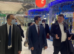 Министр Аршакян в ходе рабочего визита в РФ встретился с проживающими в России армянскими бизнесменами