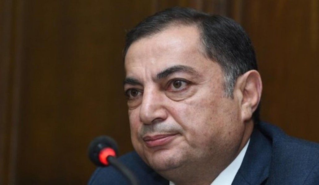 abf5e31bdebcb6ae9b480fa69f0d6fb9_L