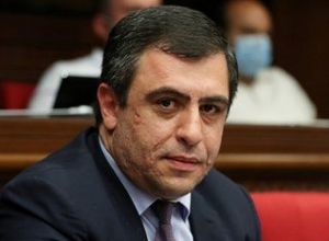 Արամ Խաչատրյանը չի փոխել մտադրությունը՝ վայր դնել պատգամավորական մանդատը