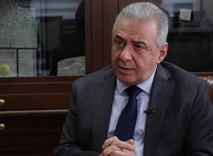 Министр обороны Армении считает гарантированной безопасность дороги Горис-Давид Бек