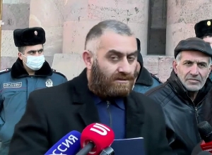 Я не получил от правительства ответов на свои вопросы, снова пойду вести переговоры с турками: отец без вести пропавшего