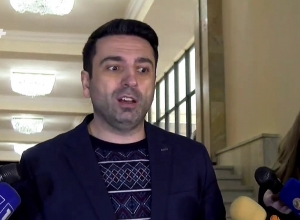 «Պարոն Մանուկյանը 96 թվականի բարդույթից հետո չի կարողանում նոր իրողությունների հետ համակերպվել»․ Ալեն Սիմոնյան