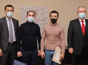 Ваграм Думанян принял спортсменов, завоевавших медали в 2020 году