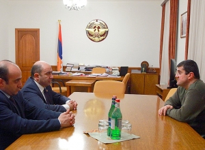 Араик Арутюнян принял делегацию во главе с руководителем фракции «Просвещенная Армения» НС РА