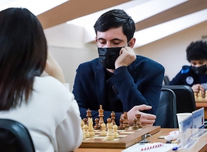 Հովիկ Հայրապետյանը գլխավորեց շախմատի Անդրանիկ Մարգարյանի հուշամրցաշարը