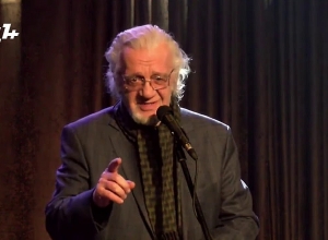 Маэстро Мартин Вардазарян исполнил сочинение «Утешение», посвятив его армянским матерям