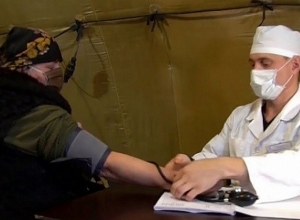 Российскими военными медиками оказана помощь 1 238 местным жителям, в том числе – 157 детям: МО РФ