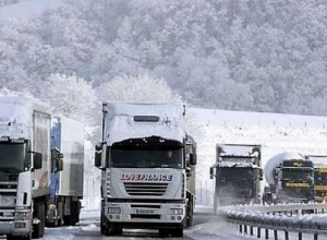 Ларс закрыт: со стороны России скопилось 250 грузовиков