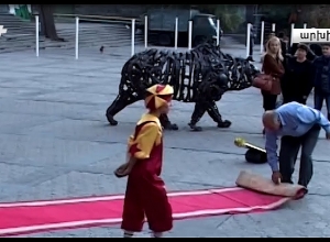 Յուրաքանչյուրն իր տեղում պետք է կատարի այն, ինչ կարող է մեր երկիրը դուրս բերելու այս մղձավանջից. Նունե Մանուկյան