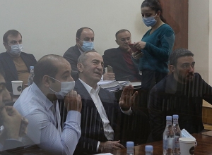 Ռոբերտ Քոչարյանի պաշտպանները բացարկ հայտնեցին մեղադրող դատախազներին, այդ թվում՝ գլխավոր դատախազին