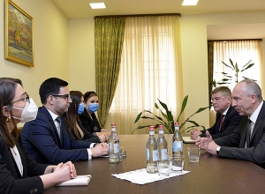 Рустам Бадасян обсудил с послом Беларуси вопросы, связанные с антикоррупционной борьбой