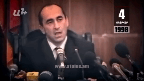 Календарь. 4 февраля: Кочарян заверяет, что он – не один из тех, кто оказывал давление на Левона Тер-Петросяна