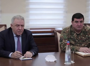 ՀՀ պաշտպանության նախարարն ընդունել է ՌԴ խաղաղապահ զորախմբի հրամանատարին