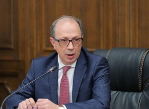 Ara Aivazyan leaves for Moscow