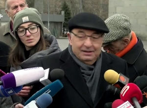 По инструкции извне Пашинян проводил курс отделения от России, результатом чего стала война: Вазген Манукян