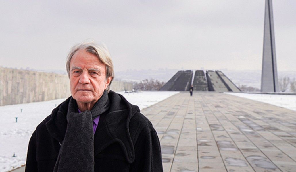 Kouchner_portrait_600x520