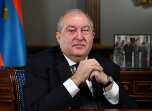 Я инициирую срочные шаги с целью снижения напряженности: призыв президента