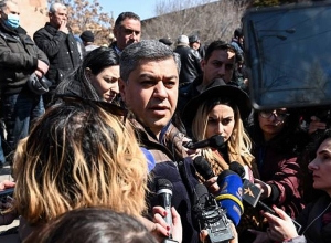 Артур Ванецян представил результаты встречи с президентом Армении