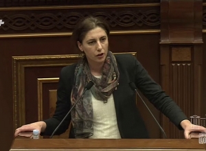 «Որքա՞ն կարելի է մերժել Սերժին․ ունենք ընդդիմություն և ընդդիմություն․ կառավարություն գոյություն չունի»