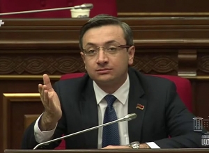 Ո՞նց եք, պարոն Փաշինյան․ Ալեն Սիմոնյանը Գորգիսյանին առաջարկեց գրավոր ուղղել հարցը