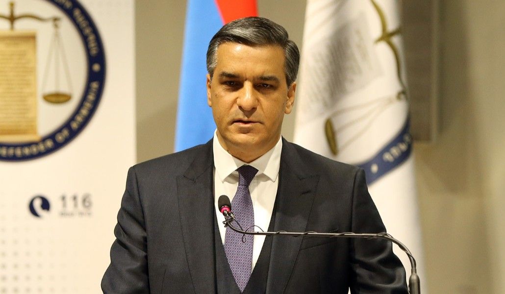 Արման Թաթոյան