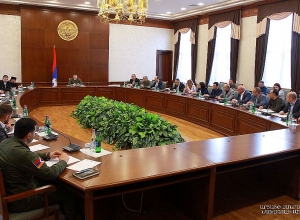 Նախագահ Արայիկ Հարությունյանը հրավիրել է Անվտանգության խորհրդի ընդլայնված նիստ