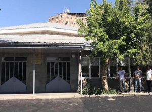 Դադարեցնել գործադուլն ու վերականգնել դասապրոցեսը. Աբովյանի թիվ 1 ավագ դպրոցի աշակերտների ծնողների հայտարարությունը