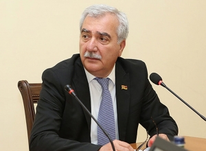 «Անիմաստ դագաղներ են ֆռացնում, են էլ սխալ հասցեներով․ էս պտտացնողները երկիրը տանում են թաղման բյուրո՞»