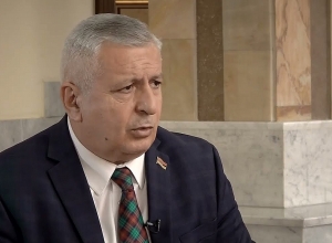 Сергей Багратян представил подробности о поправках в Избирательный кодекс