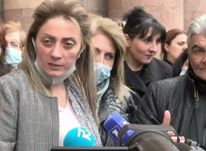 Բոլոր հարցերի շուրջ փոխհամաձայնություն կա․ ժամկետային զինծառայողի ծնողը դուրս եկավ Կառավարությունից