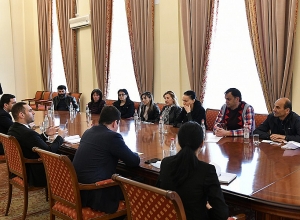 В аппарате президента состоялись встречи с представителями семей пропавших без вести