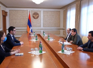 Араик Арутюнян принял Рустама Бадасяна