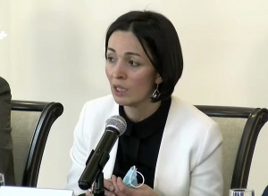 Три десятка школ перешли на дистанционное обучение: Жанна Андреасян