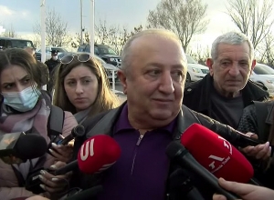 Мовсес Акопян утверждает: Искандеры стреляли