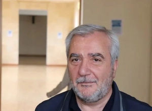 Պարզվում է՝ Սեյրան Օհանյանը նոր «վերսալյան պալատ» է կառուցում Վահագնի թաղամասում»․ Անդրանիկ Քոչարյան․ Առավոտ