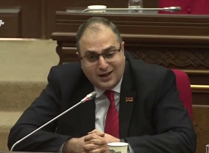 Երկիրը փորձադաշտ չի, որ ընտրվեք, հետո գնաք, ծանոթանաք աշխատանքին․Վարդանյանը՝ ՀԾԿՀ անդամի թեկնածուին