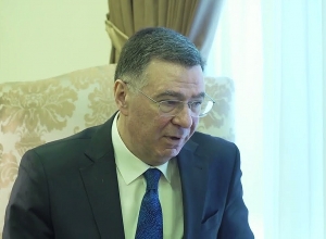 Политические консультации между министерствами ИД РА и РФ