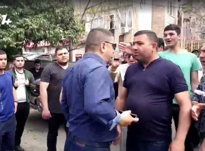 Разборка и потасовка между сторонниками и противниками Пашиняна