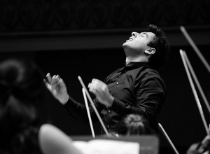 Սերգեյ Սմբատյանը ղեկավարել է Ռուսաստանի ազգային նվագախումբը