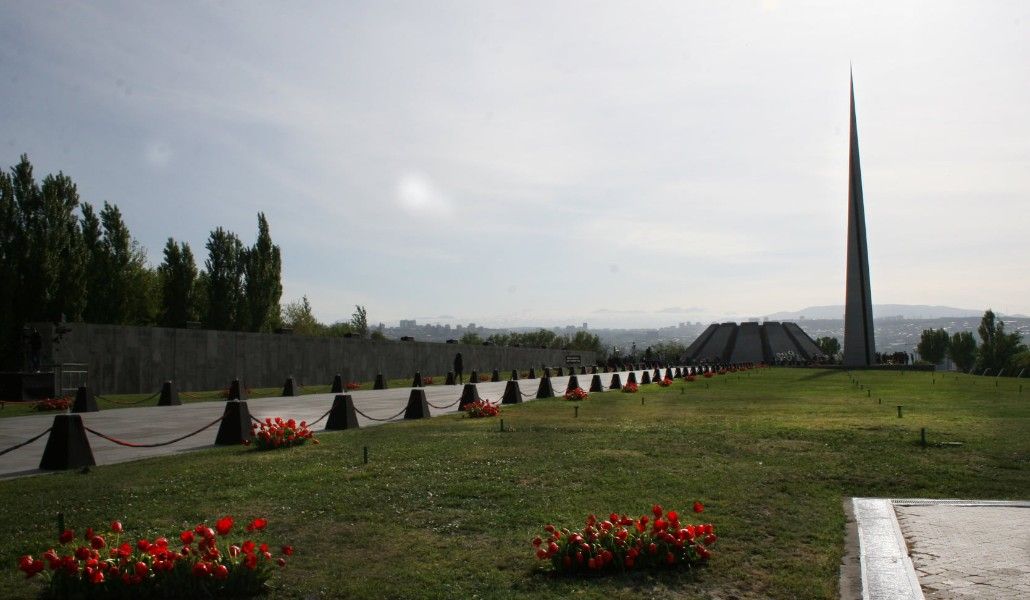 ծիծեռնակաբերդ