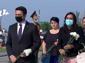 Председатель Центральноамериканского парламента и Ален Симонян возложили цветы к Вечному огню