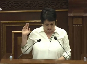 Хорошо, что вы знаете меня такой, а не становящейся известной дешёвыми скандалами: Србуи Григорян