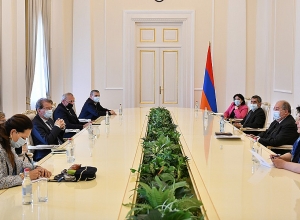 Армен Саркисян принял парламентскую делегацию Франции