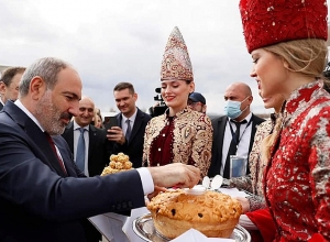 Никол Пашинян прибыл в Казань