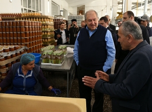 Մեր երկրի զարգացման օրակարգը պետք է ձևավորվի հենց մե՛ր կողմից․ նախագահի ուղերձը Աշխատանքի օրվա առթիվ