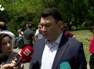 Լևոն Տեր-Պետրոսյանը ձեռքերը լվանում է Փաշինյանից. Շարմազանով