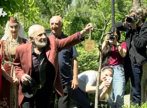 26 ծառ, 26 պարող. նորաբաց պուրակ Երևանում