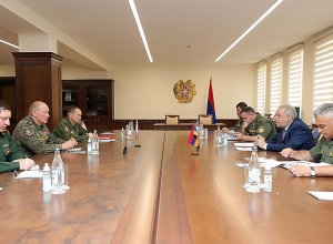 Վաղարշակ Հարությունյանն ու Ալեքսանդր Դվորնիկովը քննարկել են Սյունիքում ստեղծված իրավիճակը