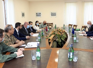 ԵԽԽՎ միգրացիայի, փախստականների և տեղահանված անձանց հարցերի զեկուցողն այցելել է ՀՀ ՊՆ