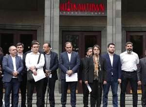 «5165»-ն ու  «Զարթոնք»-ը  հանրահավաք են հրավիրել․ ուղիղ